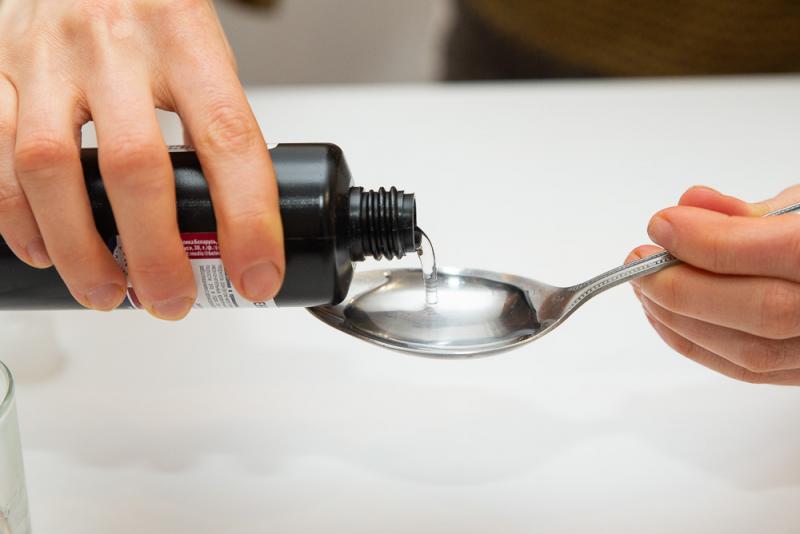 Дапамога адкуль не чакалі. Як зрабіць санітайзер з гарэлкі?