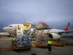 Беларусь получила от Китая гуманитарную помощь с тестами на коронавирус и защитой для медиков Беларусь получила от Китая гуманитарную помощь с тестами на коронавирус и защитой для медиков