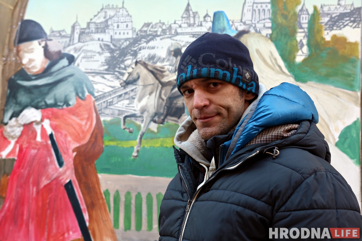 Дворик ABC снова станет привлекательным: там появится четыре новых росписи Дворик ABC снова станет привлекательным: там появится четыре новых росписи