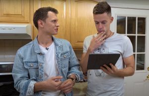 Гродненец Евгений Невгень стал героем интервью Юрия Дудя. Поговорили про ІТ и шансы беларусов в Кремниевой долине Гродненец Евгений Невгень стал героем интервью Юрия Дудя. Поговорили про ІТ и шансы беларусов в Кремниевой долине