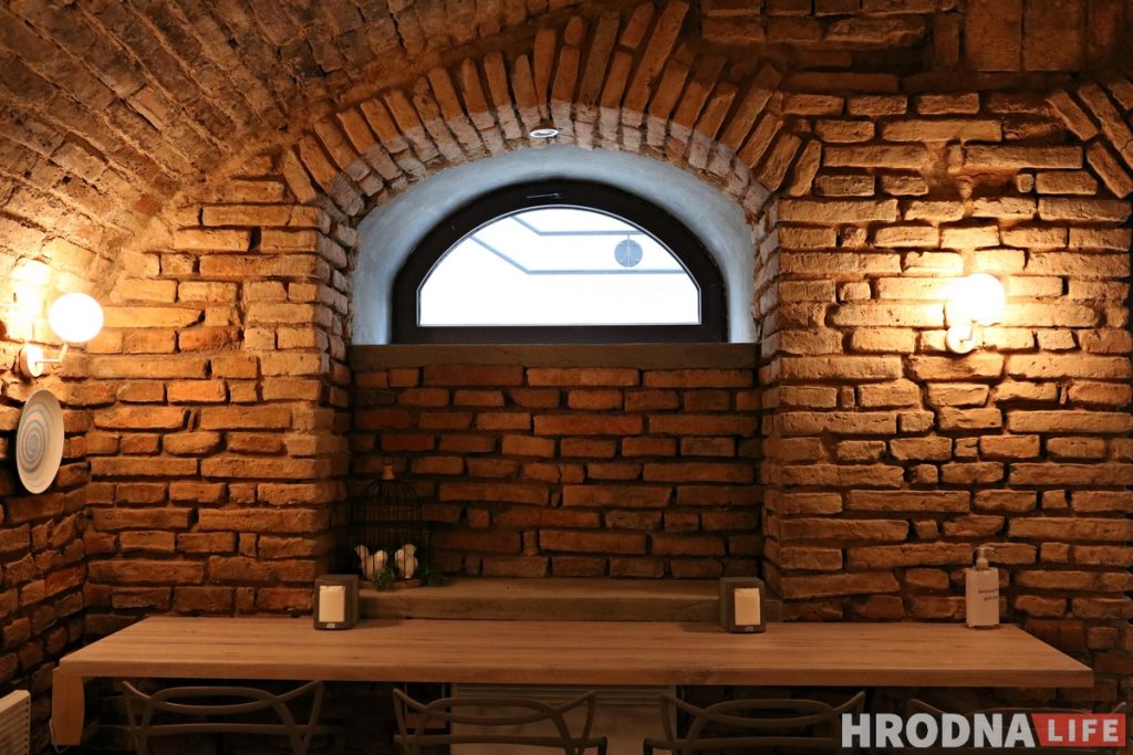 “Мы дали этому месту вторую жизнь”. В подвале на Советской открылось кафе-пекарня