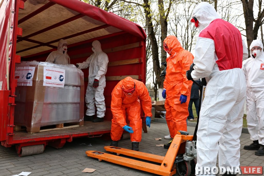 Для борьбы с коронавирусом в Гродно прибыла гуманитарная помощь из Польши