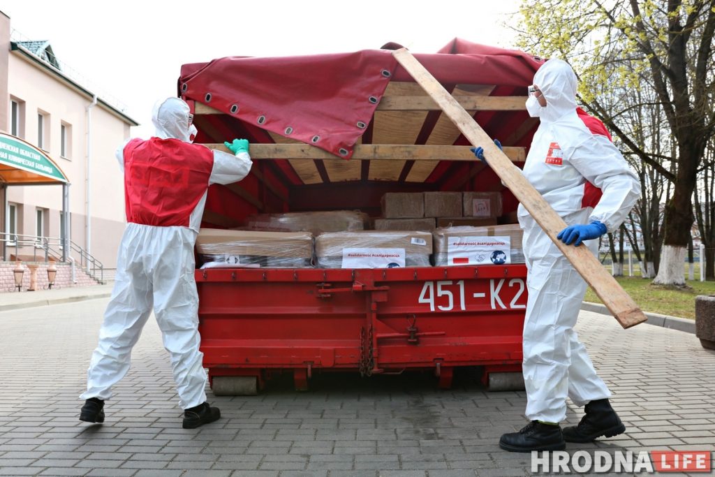 Для борьбы с коронавирусом в Гродно прибыла гуманитарная помощь из Польши