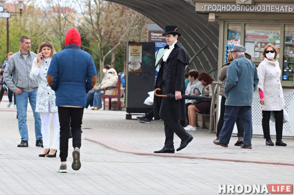 Cтали называть "наш дворянин": как дела у гродненца, который одевается в стиле 19 века