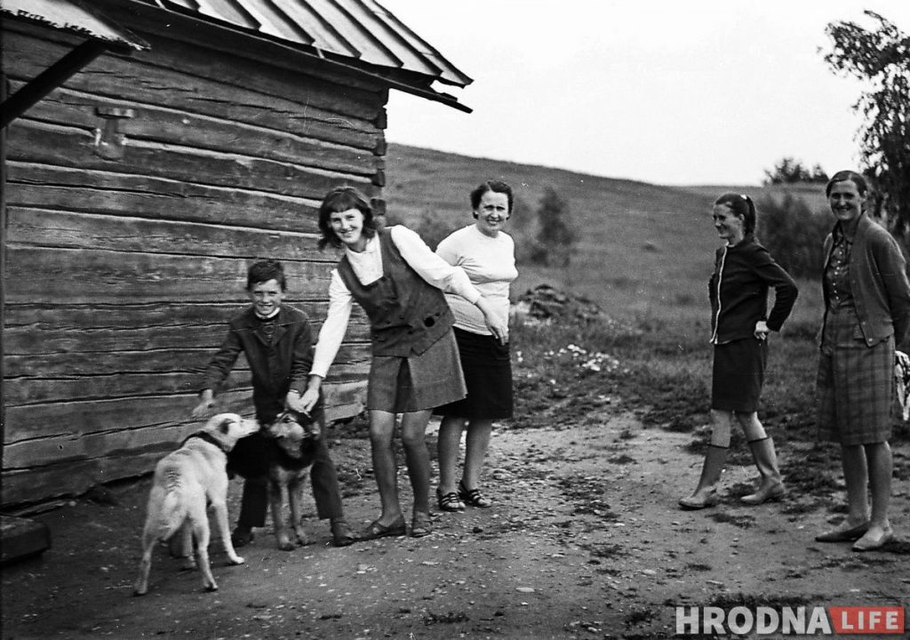 Жаночы раман часоў пандэміі. Наталля Дораш піша "фота-серыял" аб тым, што было і прайшло