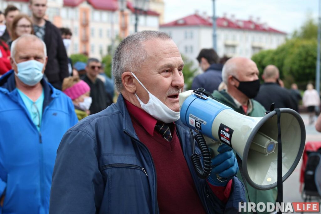 «Менш за 1000 подпісаў мы не збіралі». Гродна стаў першым горадам, куды прывезлі Святлану Ціханоўскую