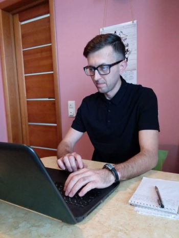 «Хочу свою комнату-кабинет. Желательно с замком». Почему на самоизоляции гродненцы задумались о расширении жилплощади