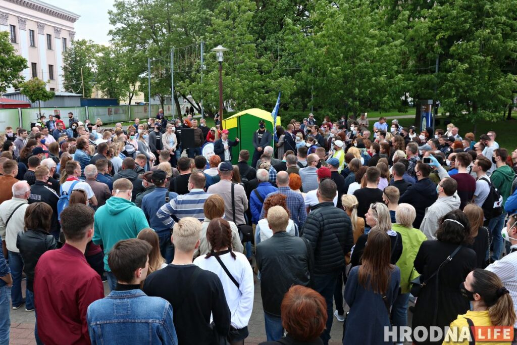 "Прэзідэнт - не бог і не цар". Што Валерый Цапкала гаварыў на пікеце ў Гродне