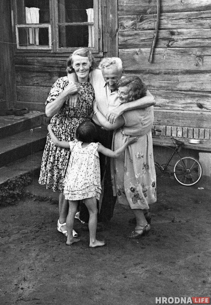 Женский роман времен пандемии. Серия 4. "Лето в Переселке"