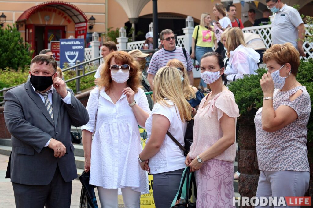 В Гродно прошел первый пикет за Лукашенко (ФОТО+ВИДЕО)