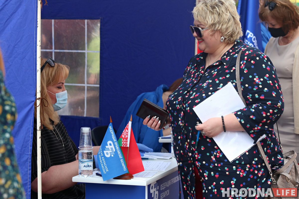 “Чтобы милиционер оказался на земле в правовом государстве?” Глава “Белой Руси” в Гродненской области - о фальсификациях, рейтинге президента и задержании Тихановского