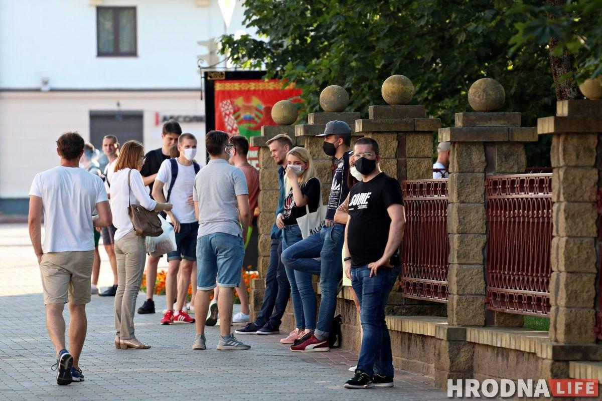 В Гродно прошла очередная акция солидарности: несколько человек задержали