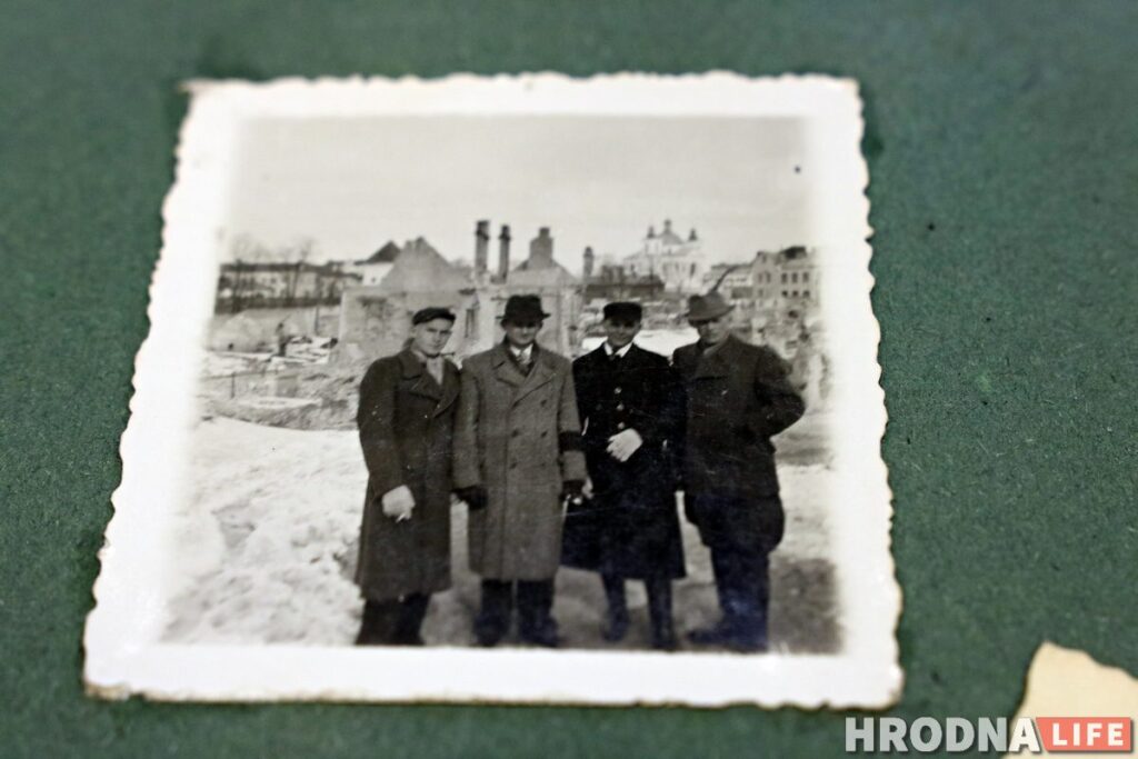 Башня в Румлево и аптека на Советской: в редакцию Hrodna.life попал еще один альбом старых фотографий