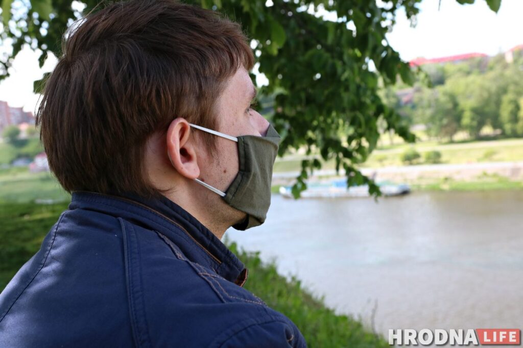 «Отцу до последнего не говорили, что мама умерла». Гродненец рассказал, как его семья столкнулась с COVID-19