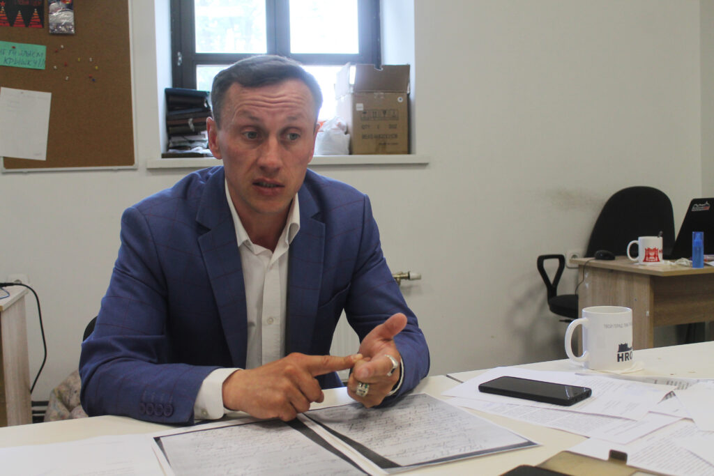 “Ты плохо кончишь”. В Гродно дважды напали на активиста, который помогает заключенным