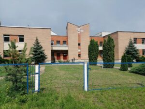 Заведующая гродненским детсадом №96 обратилась в милицию: оскорбляют и угрожают Детский сад №96 в Гродно. Фото: yandex.by/maps