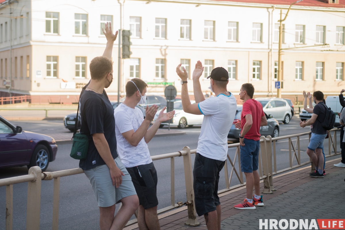 В Гродно прошла акция солидарности с задержанными
