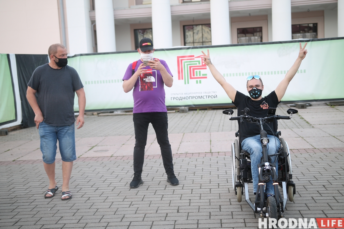 В Гродно прошла акция солидарности с задержанными