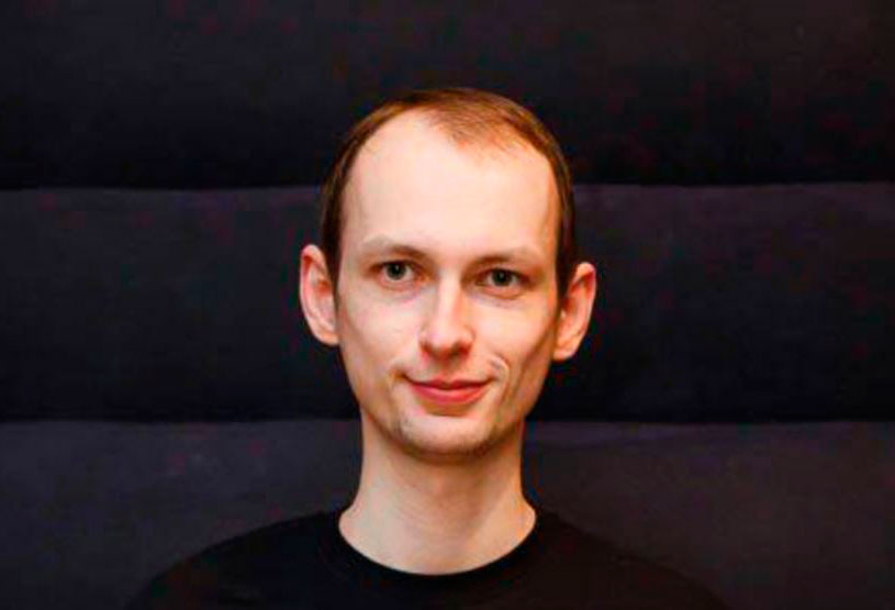 Блогеру Эдуарду Пальчису дали 15 суток за присутствие на пикете по сбору подписей Блогеру Эдуарду Пальчису дали 15 суток за присутствие на пикете по сбору подписей