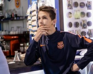 «Понимаю, что теперь никуда не поступлю». Владислав Римашевский про политическую речь на выпускном влад римашевский