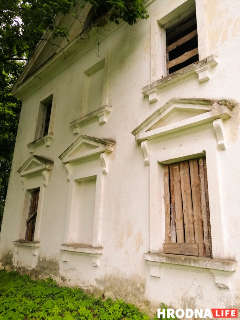 Самое крупное имение ВКЛ, дворец Хрептовичей в Щорсах, выставили на продажу. Повторно