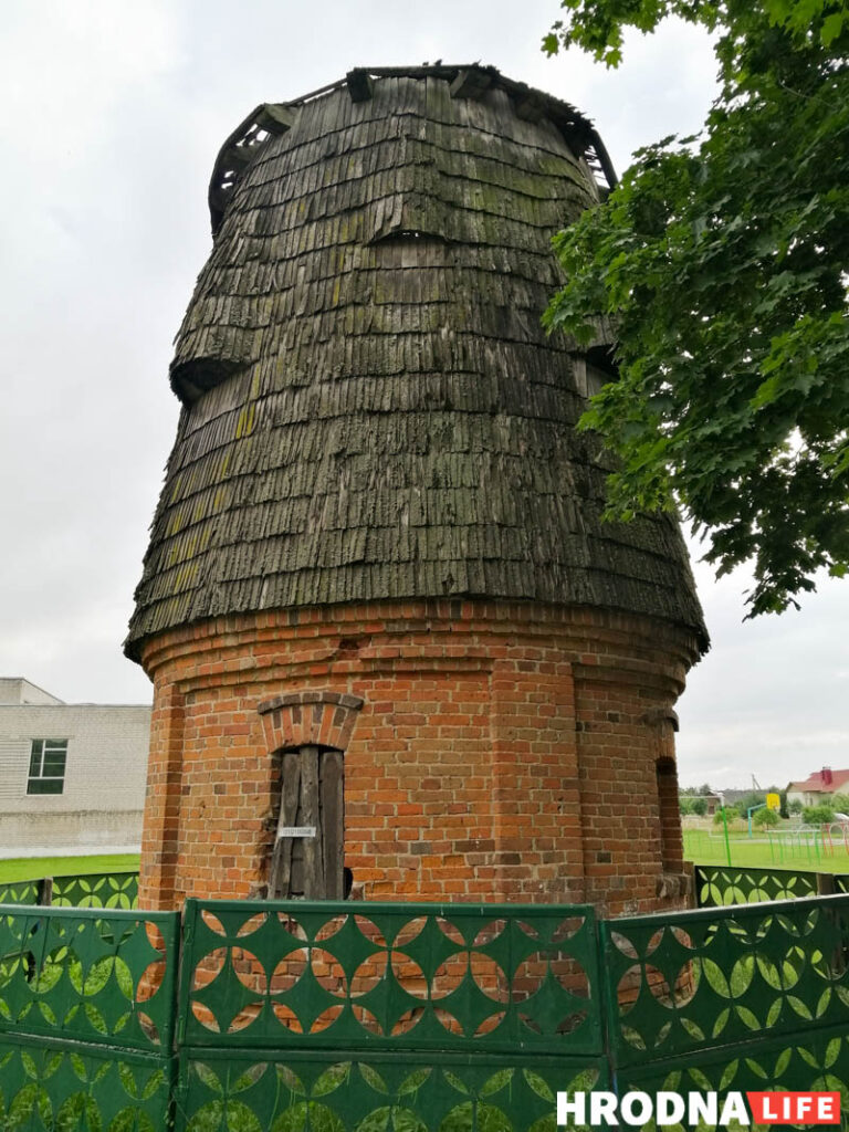Самое крупное имение ВКЛ, дворец Хрептовичей в Щорсах, выставили на продажу. Повторно