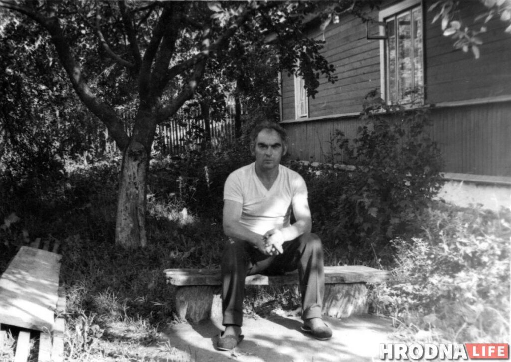 Гродзенец прачытаў дзённікі дзеда: цяпер робіць фотапараўнанні горада 1970-х і сёння