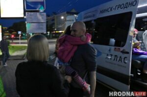 «Шел за тортом – пришел на Володарского». Политзаключенные из Гродно вернулись домой «Шел за тортом – пришел на Володарского». Политзаключенные из Гродно вернулись домой