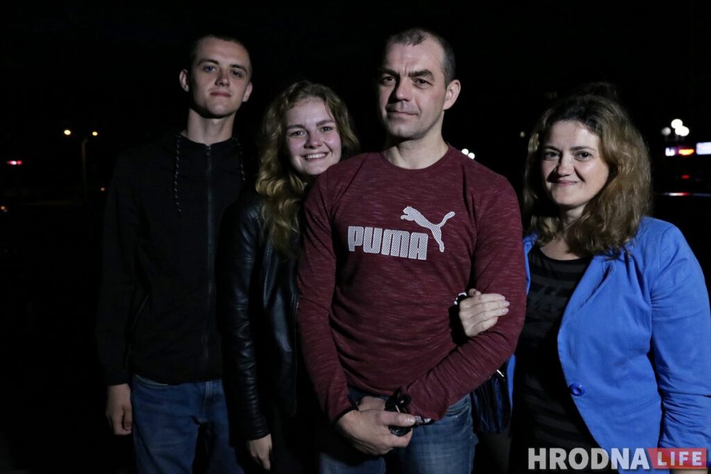 «Шел за тортом – пришел на Володарского». Политзаключенные из Гродно вернулись домой
