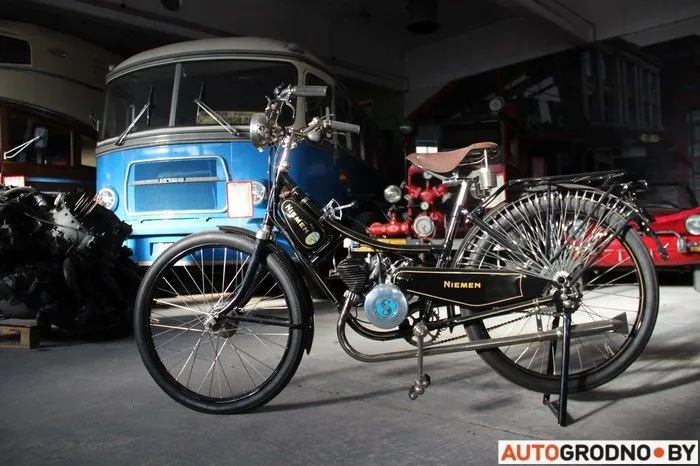 В польском Белостоке находится сохранившийся экземпляр мотоцикла "Неман". Находку привезли в Польшу из Гродно