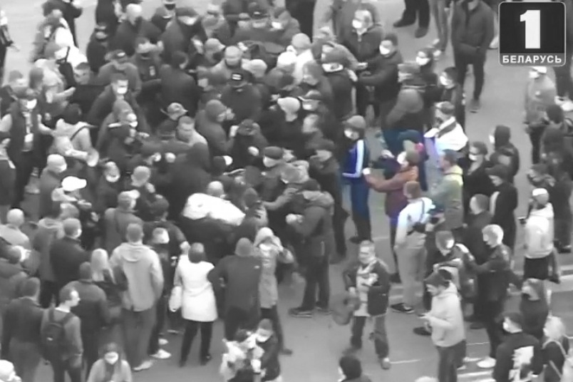 В Гродно осудили оператора, который снимал задержание Тихановского и впервые в жизни пошел на пикет
