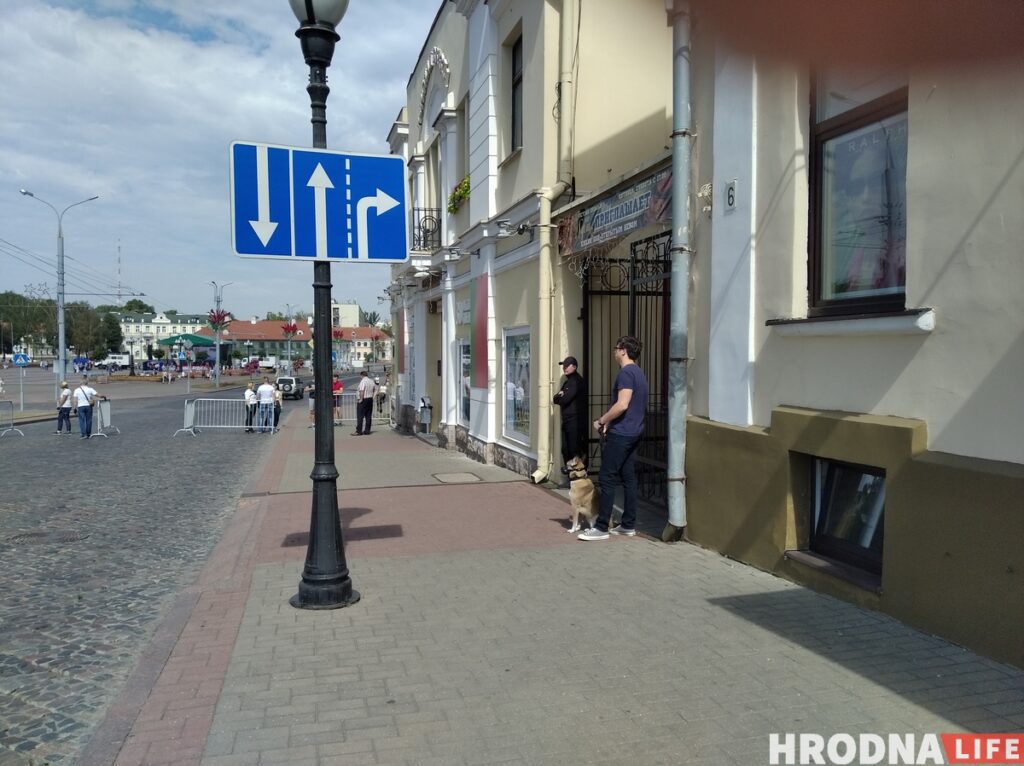 “Страну не отдадим”. Как в Гродно прошел митинг за Лукашенко