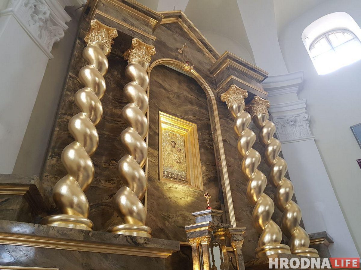 У Брыгіцкім касцёле ў Гродне адкрылі адноўлены алтар 17 стагоддзя