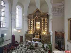 В Бригитском костеле в Гродно открыли восстановленный алтарь 17 века Алтарь Бригитского костела