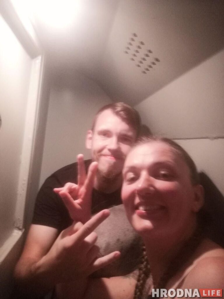 «Они сделали всё, чтобы загубить мой бизнес». Всех сотрудников бара в центре Гродно посадили на сутки