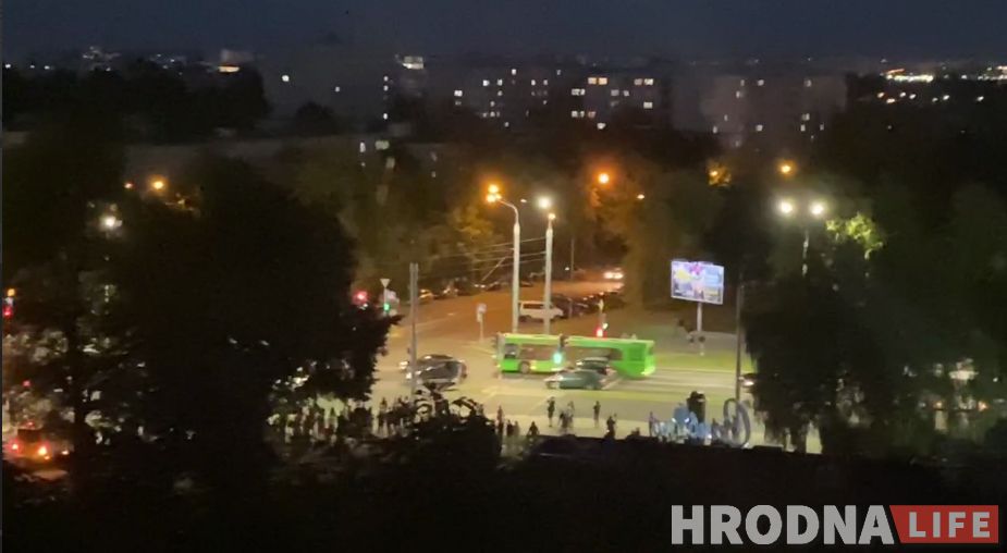 УВД, СИЗО и врачи Гродно засекретили количество задержанных и избитых ОМОНом в городе