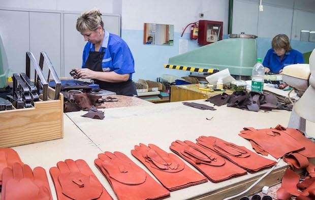 “Люди просто сохранят свои деньги”. Зачем гродненцы уходят из государственных профсоюзов в независимые