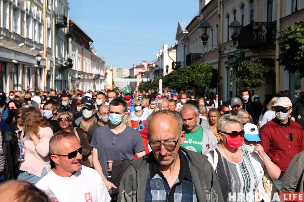Правозащитники: 20 сентября на акциях в Беларуси задержали около 240 человек