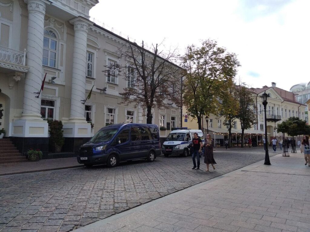 Женский марш и флаги. Как протестовали в Гродно 5 сентября