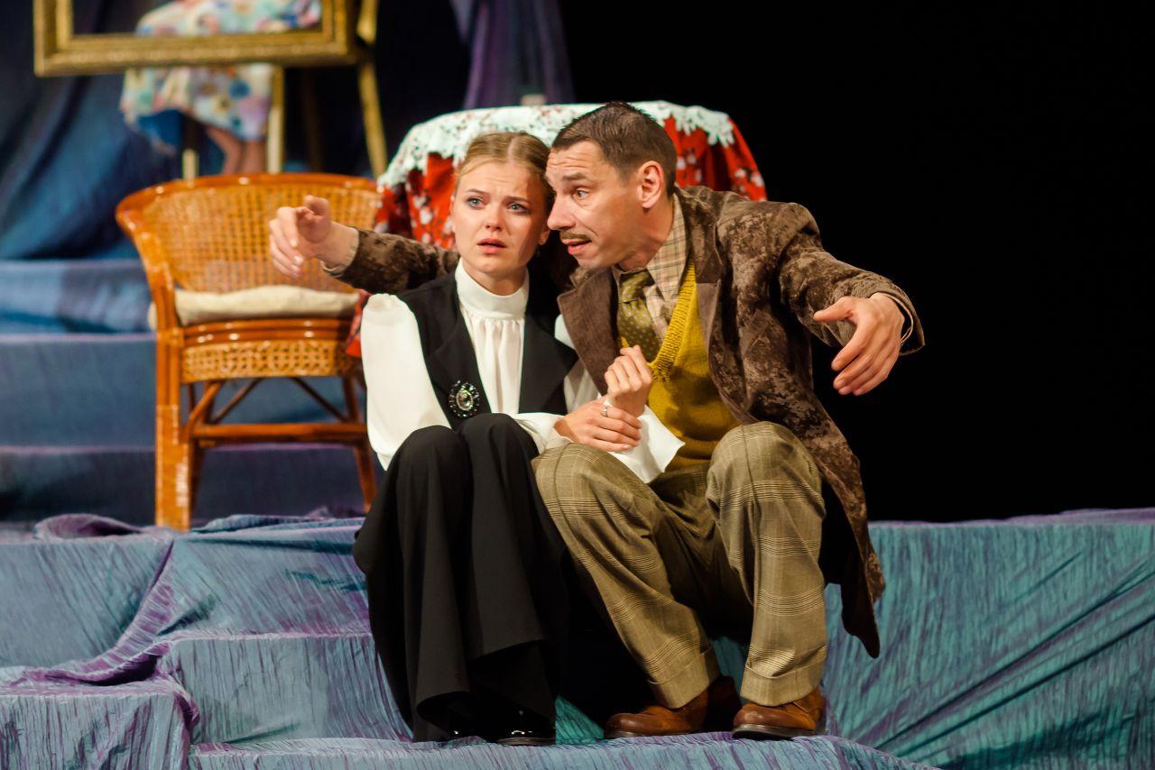 «В театре очень тяжелая атмосфера». В Гродно актриса отказалась играть комедии, пока на улице бьют людей