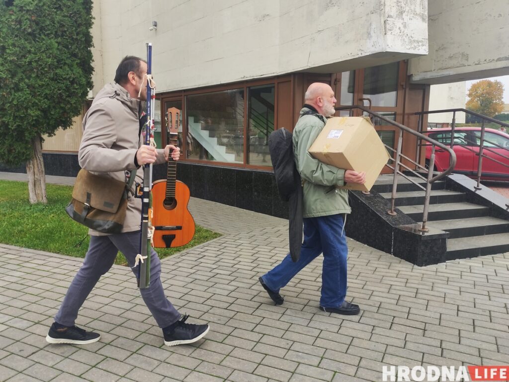 Двух рэжысёраў Гродзенскага драмтэатра звольнілі па артыкуле. Раней яны абвясцілі страйк
