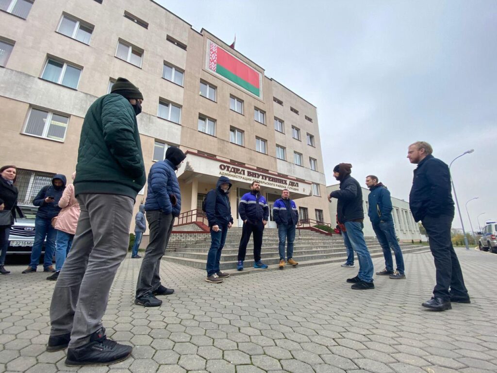 “Работает “Алмаз”. Гродненца в декабре задержали и обвинили в распространении незарегистрированной прессы