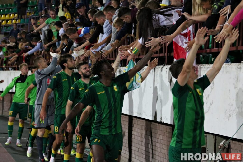 «Неман» обыграл «Смолевичи» и продолжает борьбу за медали