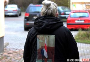 «Я ненавижу вранье». Гродненка напомнила Лукашенко, под каким флагом он принимал присягу