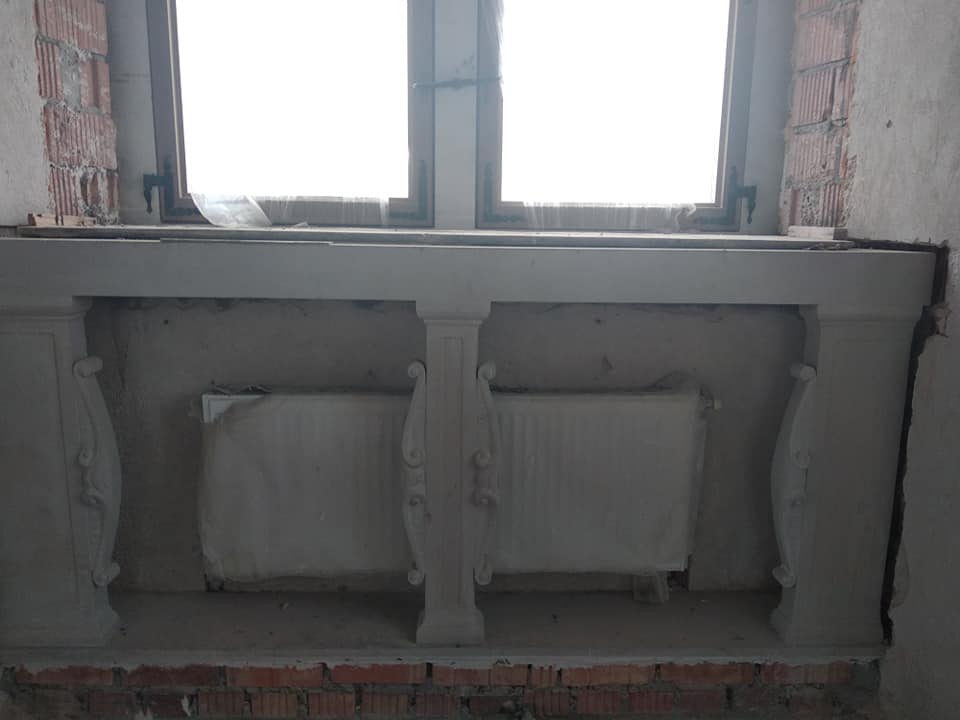 Над входом появился герб Речи Посполитой. Что еще сейчас происходит в Старом замке. Фото