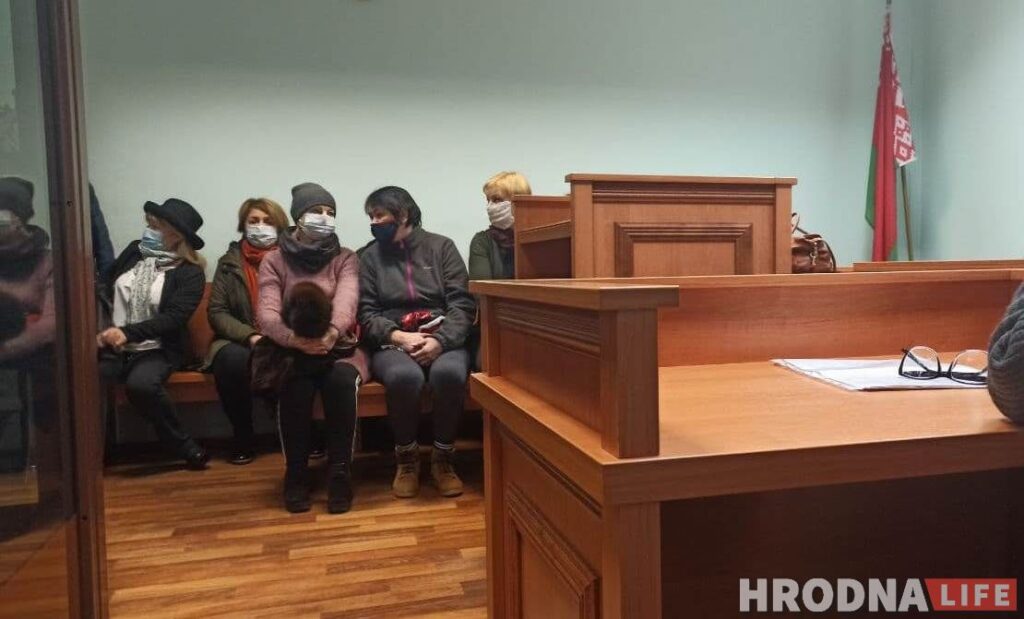 Два года “домашней химии” и почти 5000 рублей компенсации. Суд вынес приговор Марине Поликарповой