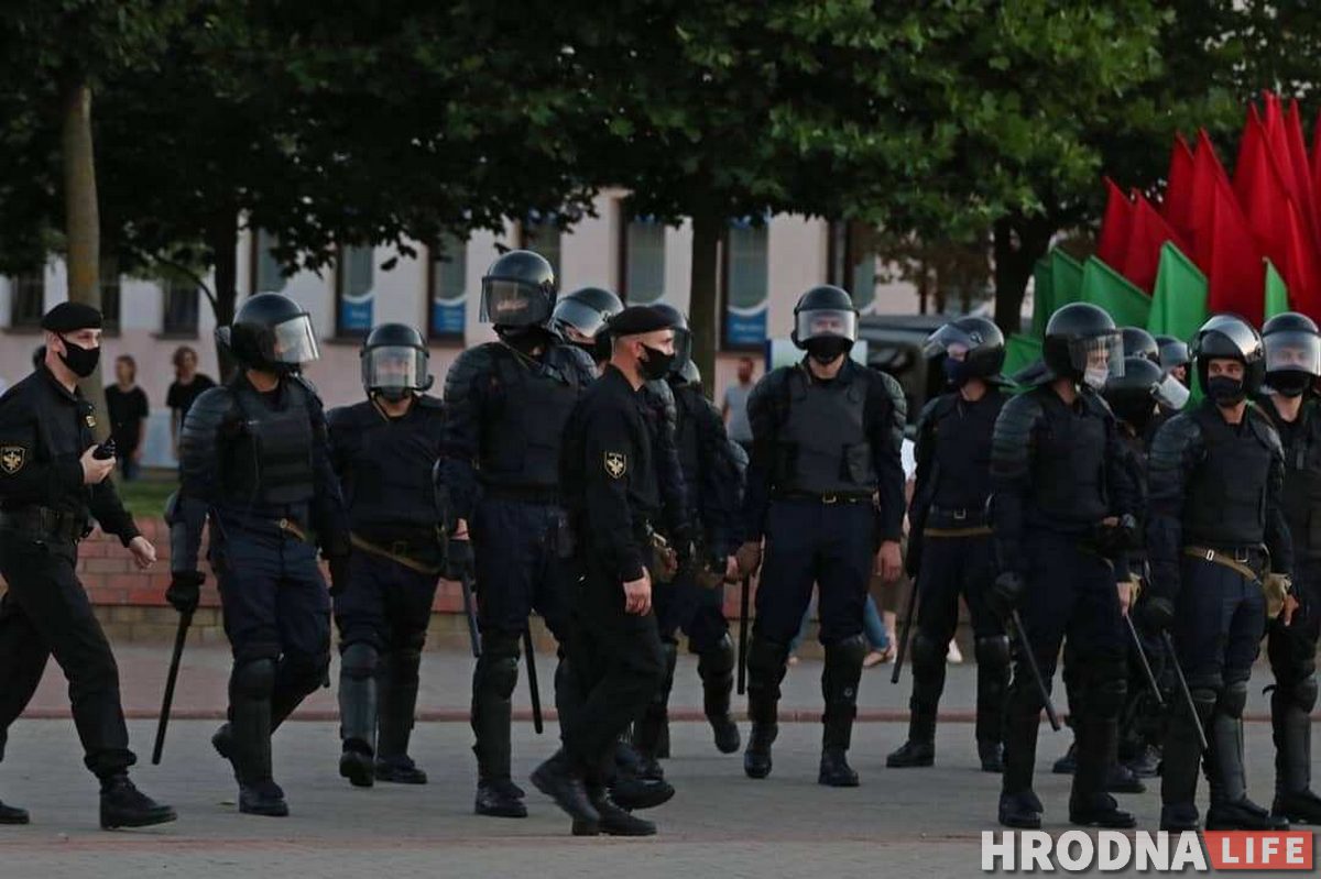 «При падении режима мы прилетим в Беларусь из любой точки мира». Гродненец рассказал, почему вывез семью в Украину