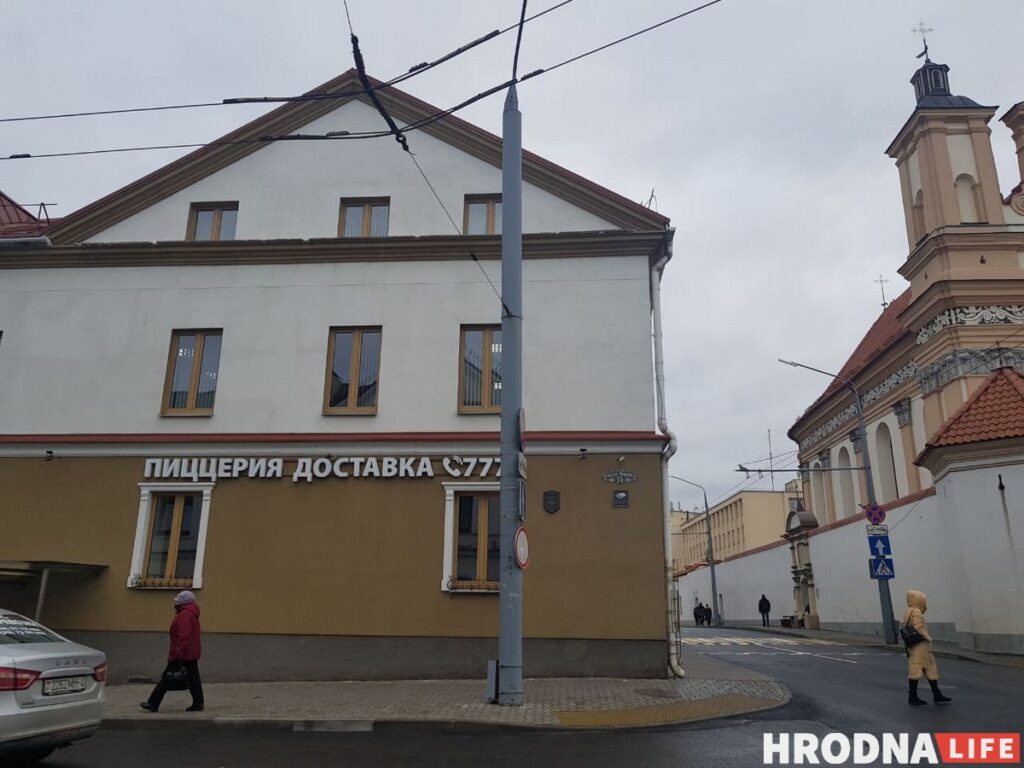 Ночи кино, видеоигры и аэрохоккей. В Гродно открылся игровой клуб «Подвал 24»