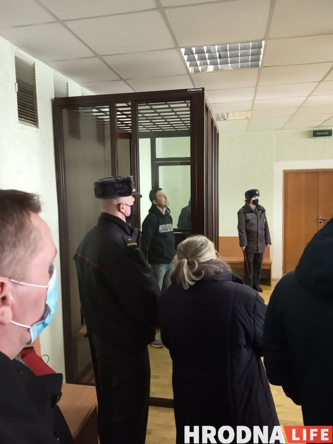 Активиста из Березовки Витольда Ашурка осудили на 5 лет колонии общего режима