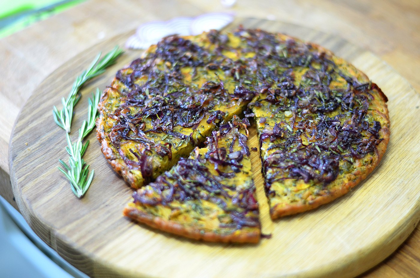 Блюда из меню "Нестерки". Сейчас их можно увидеть только на страницах закрывшегося ресторана в сети.